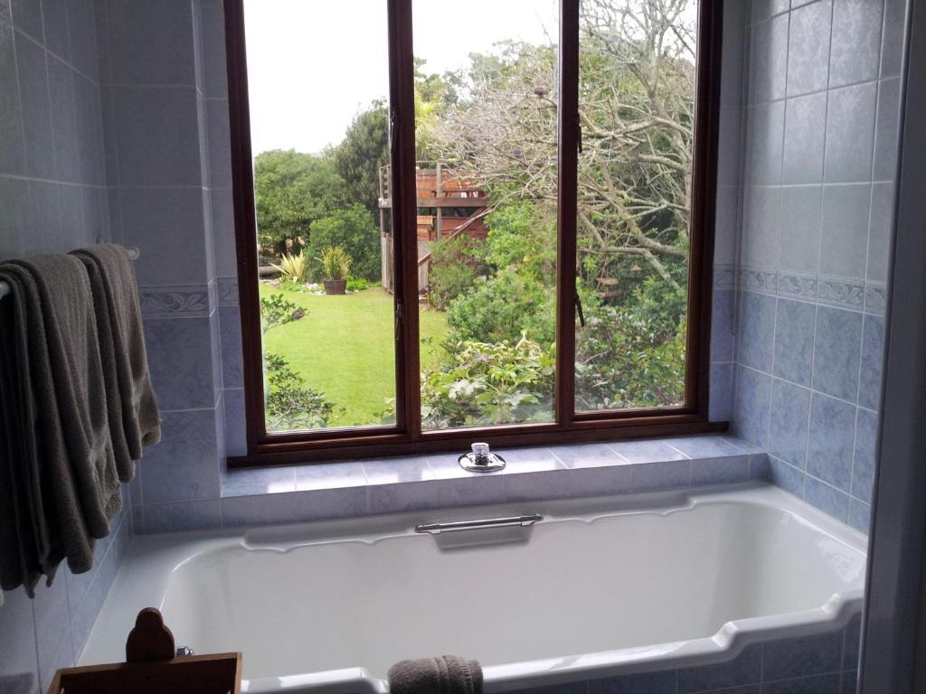Waterfront Lodge Knysna Room photo