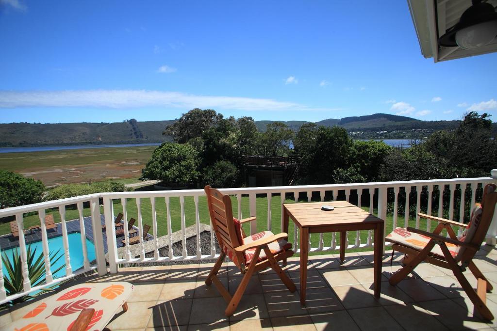 Waterfront Lodge Knysna Room photo