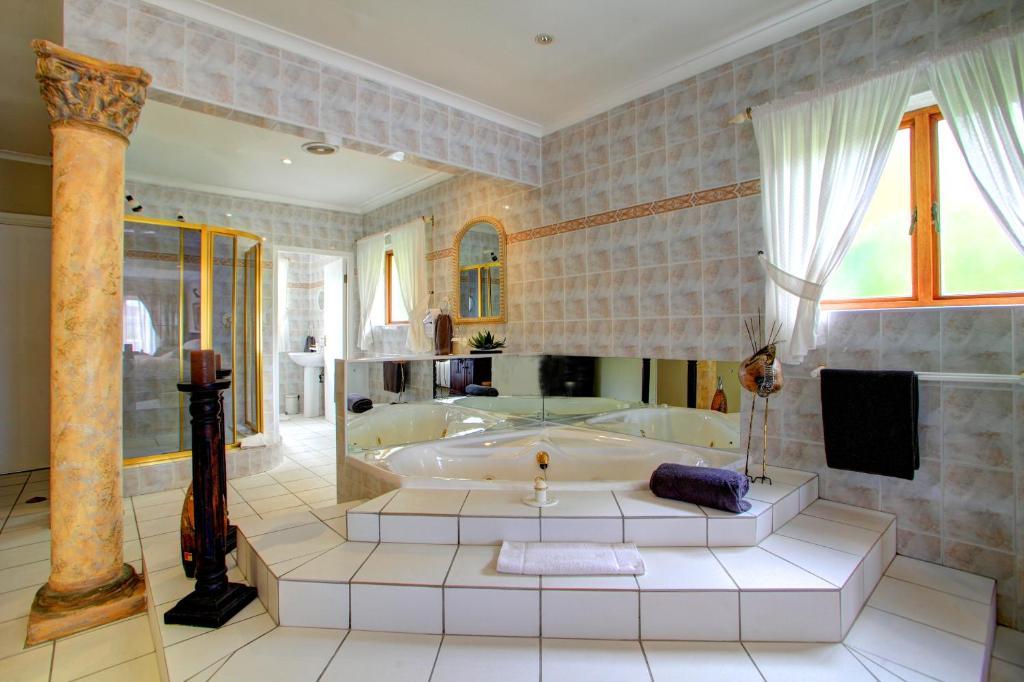 Waterfront Lodge Knysna Room photo